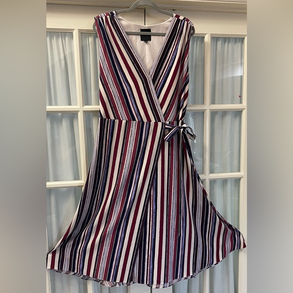 Alex Marie wrap dress. Multicolored. Size 16